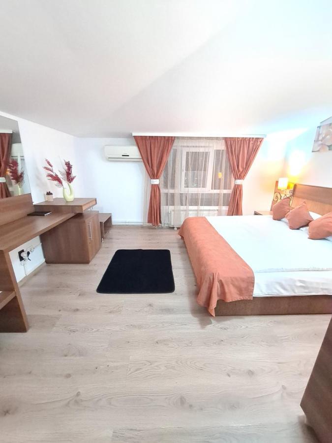 Garsoniera Privata Bed & Breakfast Bukares Bagian luar foto