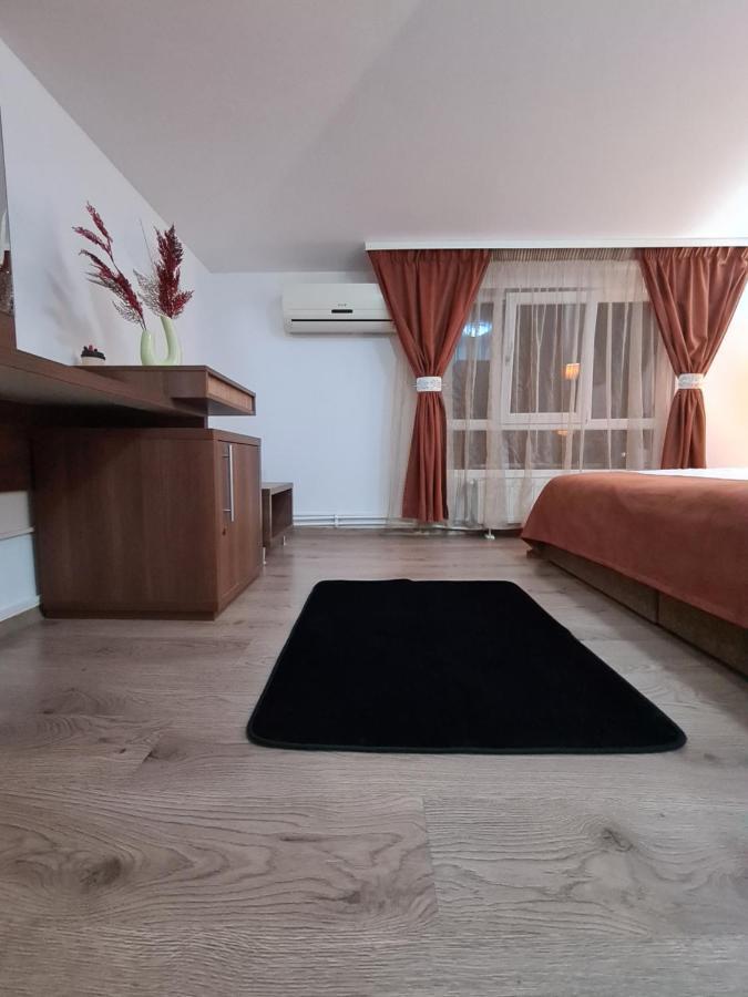 Garsoniera Privata Bed & Breakfast Bukares Bagian luar foto